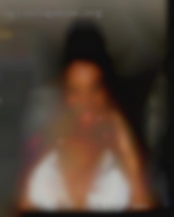 I love  strong, beautiful looking for sex women.
